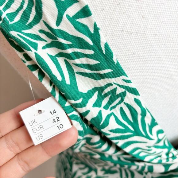 TOPSHOP TOP MATISSE BACK TIE TANK TOP GREEN LEAF SIZE US 10 NEW - Picture 4 of 6